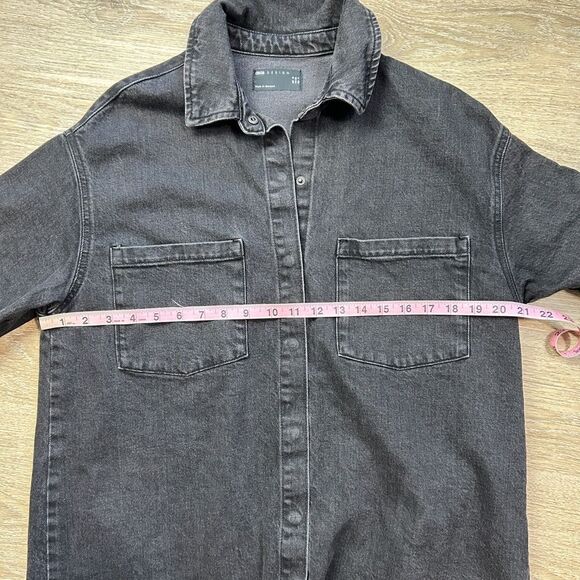 ASOS DESIGN | short sleeve denim shirt dress in washed black size 4 - Picture 9 of 11